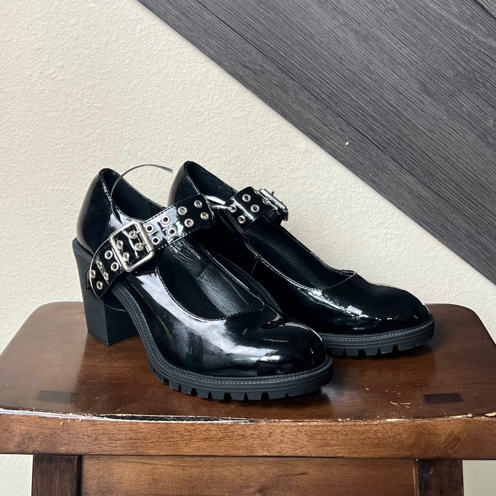 Torrid‎ Women's Black Patent Mary Jane Heels Goth Punk Chunky Shoes 11WW Y2K ALT